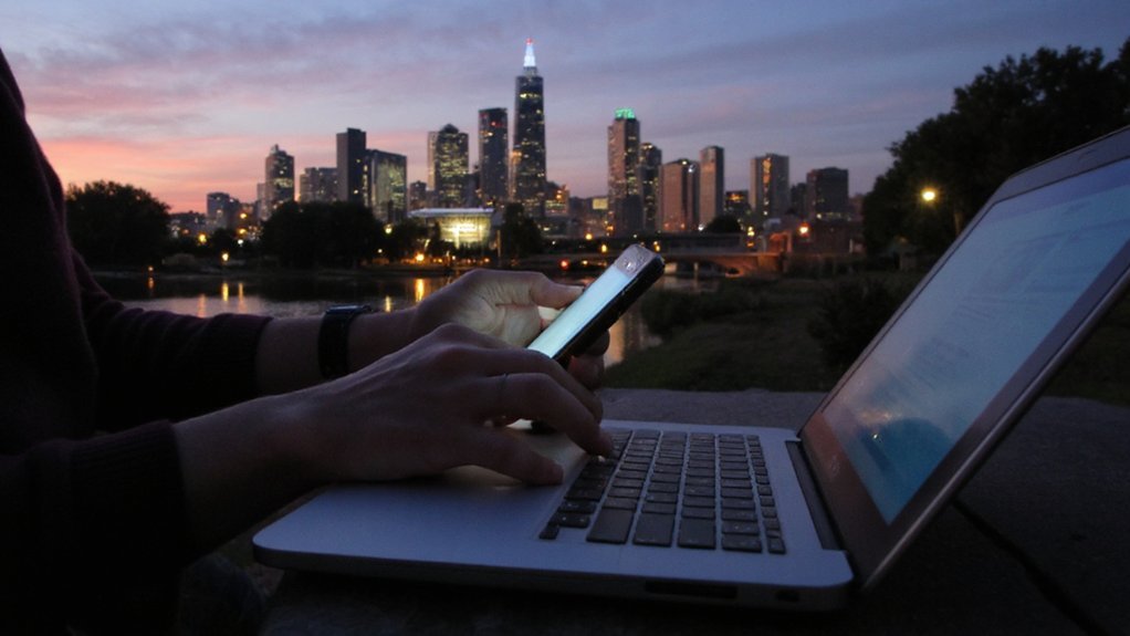 check houston time online